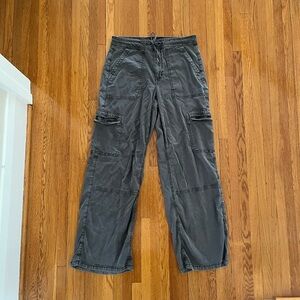 Women’s Gray Cargo Pants